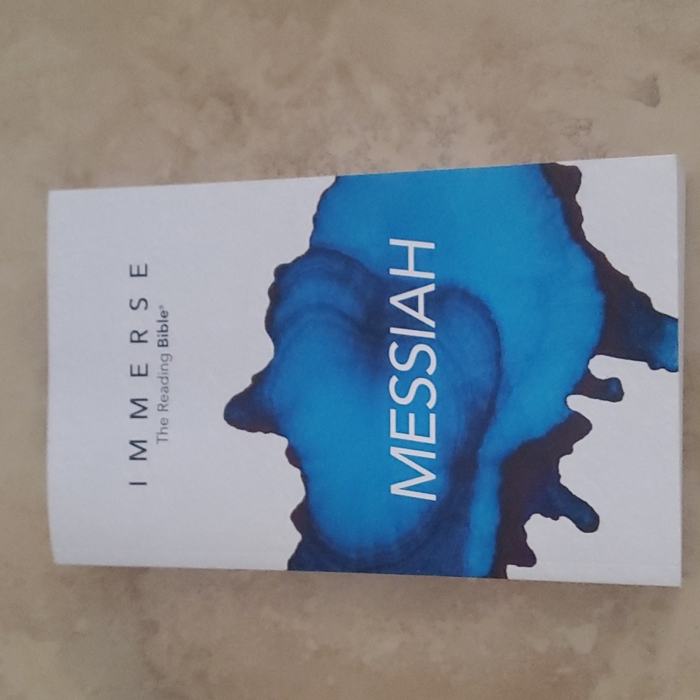 **SALE**Messiah Immerse Reading Bible